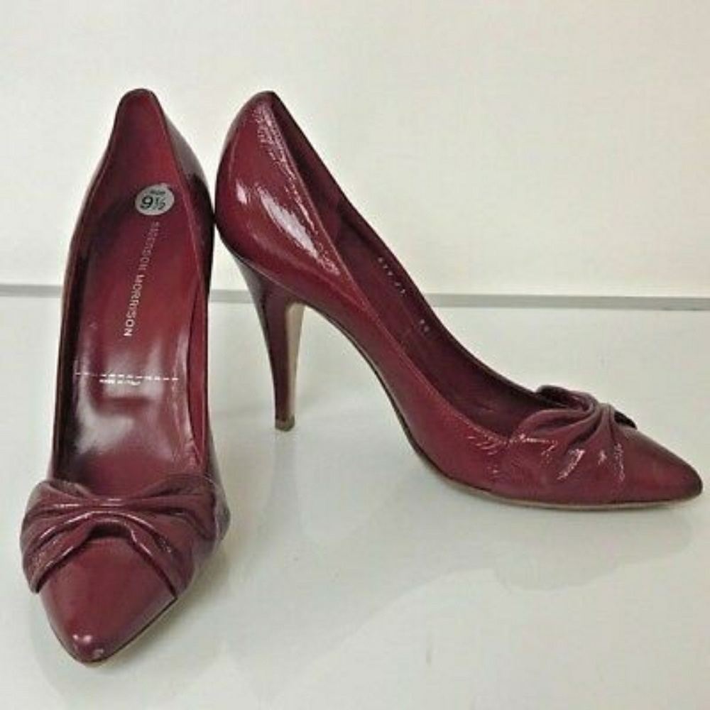 Sigerson Morrison Red leather pumps